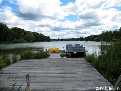 Waterfront/Dock/Pier. waterfrontage north end of G