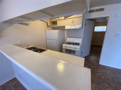 9425 Scott St unit 37, Houston, TX 77051 - photo 5