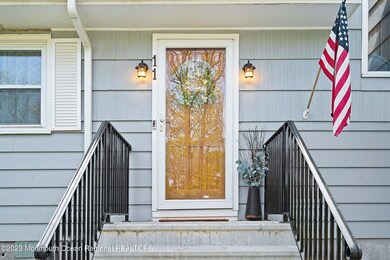 05-Ext9 FrontDoor