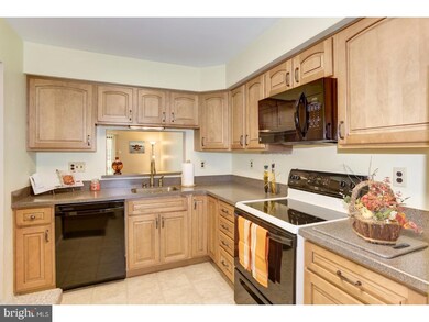 516A Willow Turn unit 516A, Mount Laurel, NJ 08054 - photo 3