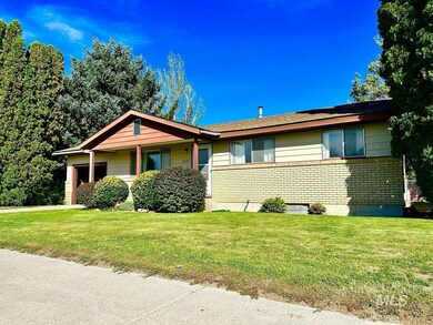 2675 Brentwood Ave, Burley, ID 83318 - photo 2