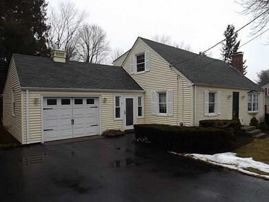 7 Maplewood Orchard Dr, Greenville, RI 02828 - photo 2