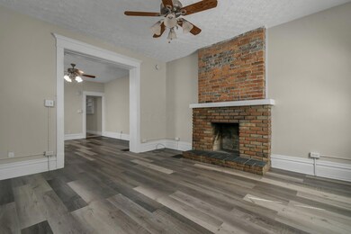 4-web-or-mls-412-e-14th-ave