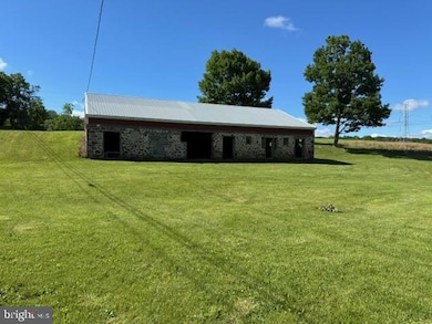 8295 Chestnut Hill Church Rd, Coopersburg, PA 18036 - photo 3