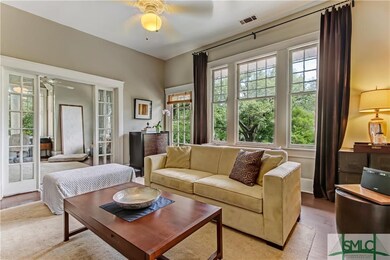 417 W 36th-Upstairs unit