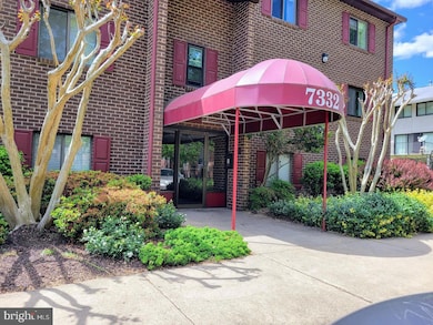 7332 Tavenner Ln unit 3B, Alexandria, VA 22306 - photo 2