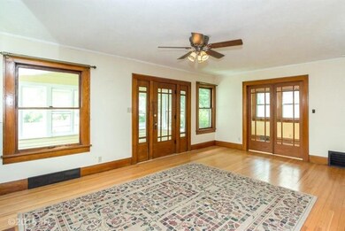 1138 38th St, Des Moines, IA 50311 - photo 4