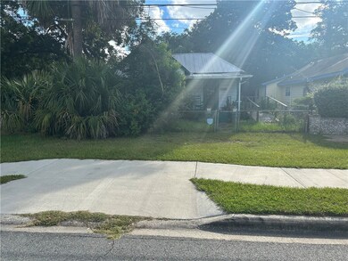 2426 Gordon St, Brunswick, GA 31520 - photo 2