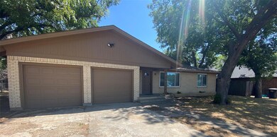 211 S Nolan River Rd, Cleburne, TX 76033 - photo 2