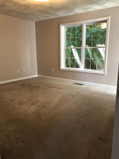 19 Souhegan Dr, Nashua, NH 03063 - photo 6