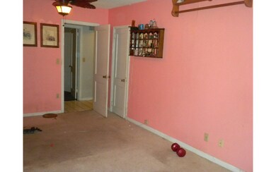 5718 Cedar Forest Dr N, Jacksonville, FL 32210 - photo 4