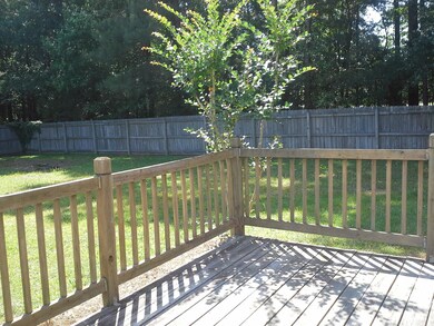 Deck & huge fenced yard