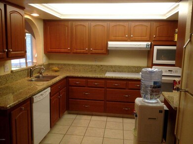 9506 W Granada Dr, Sun City, AZ 85373 - photo 3