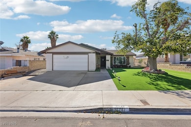 7247 Pleasant View Ave, Las Vegas, NV 89147 - photo 3