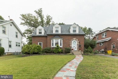 346 W Graisbury Ave, Audubon, NJ 08106 - photo 2