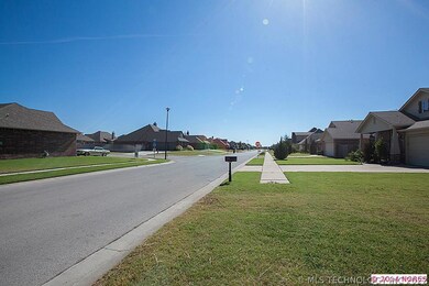 4464 S 202nd East Ave, Broken Arrow, OK 74014 - photo 5