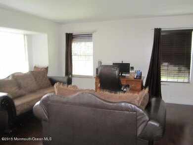 Living room - View 1
