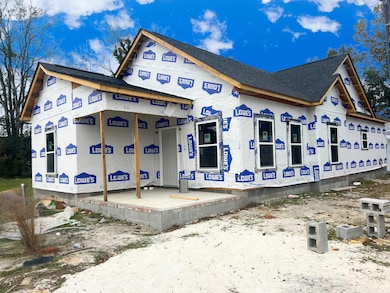 527 Dingle St, Sumter, SC 29150 - photo 2