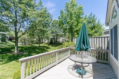 64 Highfield Ct Little Silver-large-006-