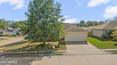 1714 High Quest Dr, Columbia, MO 65202 - photo 2