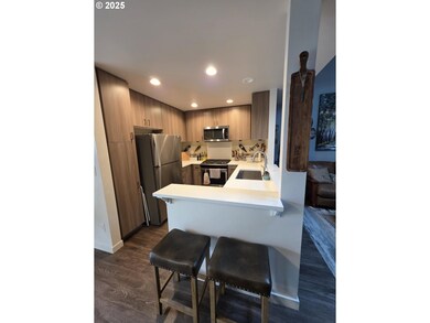 65 S Mountain Ave, Ashland, OR 97520 - photo 2