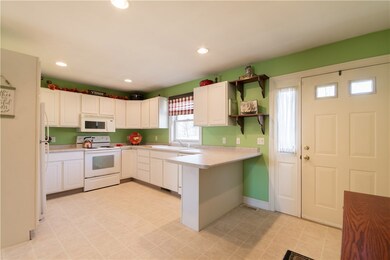 41 Charles Dr unit 3, Tiverton, RI 02878 - photo 6