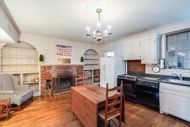 304 Wilkinson St, Frankfort, KY 40601 - photo 4