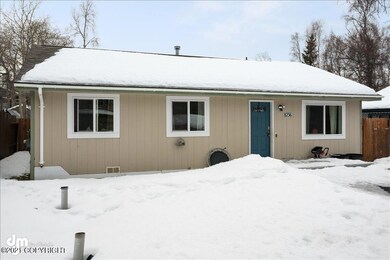 01-Exterior Front_ELK01100