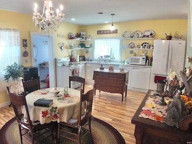 403 N Walnut, Walton, IN 46994 - photo 3