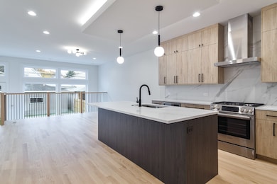 4246 N Kimball Ave, Chicago, IL 60618 - photo 2