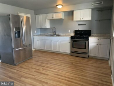 1354 Maple Ave, Elsmere, DE 19805 - photo 2