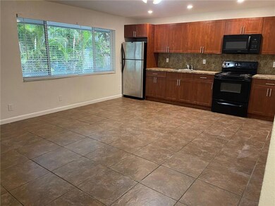 632 SW 6th Terrace unit WEST, Hallandale Beach, FL 33009 - photo 6