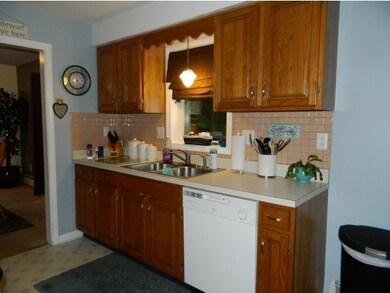 6 Sirelle Ct unit 5, Nashua, NH 03060 - photo 5