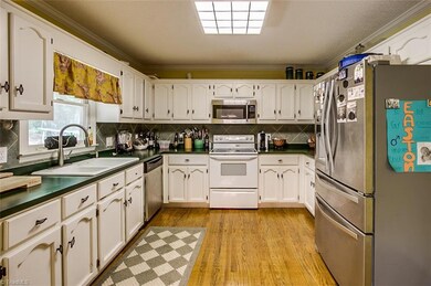 1882 Yesteroaks Ct, Asheboro, NC 27205 - photo 3