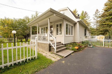 2 Clinton St, Rensselaer, NY 12144 - photo 4