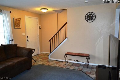 10132 Spinnaker Run unit 10F, Aurora, OH 44202 - photo 4