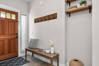 20578 Basket Flower Place, Bend, OR 97702 - photo 2