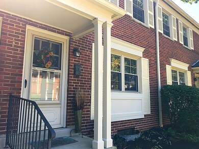 1781 Kings Ct Unit B
