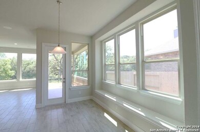 10554 Far Reaches Ln, Helotes, TX 78023 - photo 5