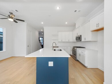 334 W 26th St, Houston, TX 77008 - photo 7