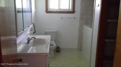 159 Decker Rd, Greenfield Township, PA 18407 - photo 7