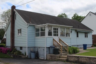 1904 Pitt Ave, Johnstown, PA 15905 - photo 4