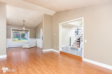 07-Living Room