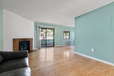 11 Barton Square unit 104, Salem, MA 01970 - photo 5
