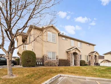 12399 Stockade Ln, Herriman, UT 84096 - photo 2