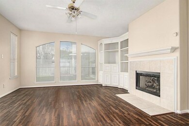 8931 Green Ray Dr, Houston, TX 77095 - photo 3