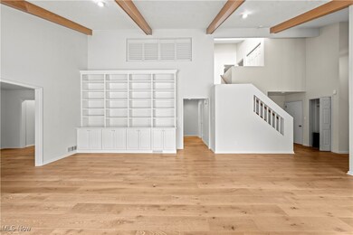 3885 Chestnut Ct unit 1, Chagrin Falls, OH 44022 - photo 4