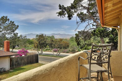 Back Balcony/Patio