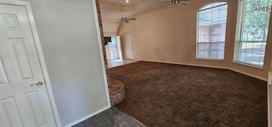 244 E Ridge St, Decatur, TX 76234 - photo 2