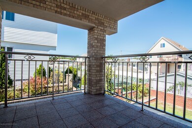 193 Slater Boulevard-13